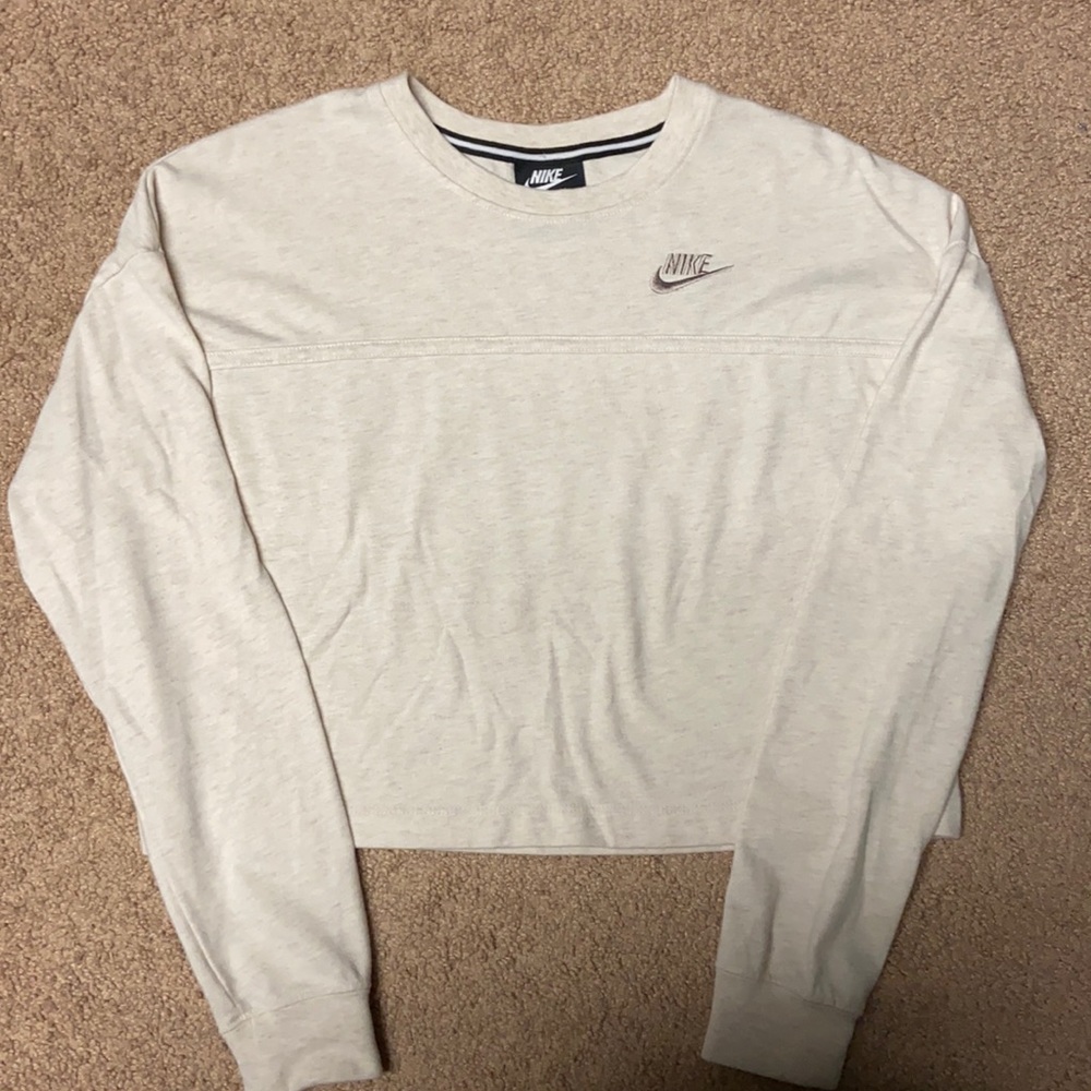 women’s long sleeve